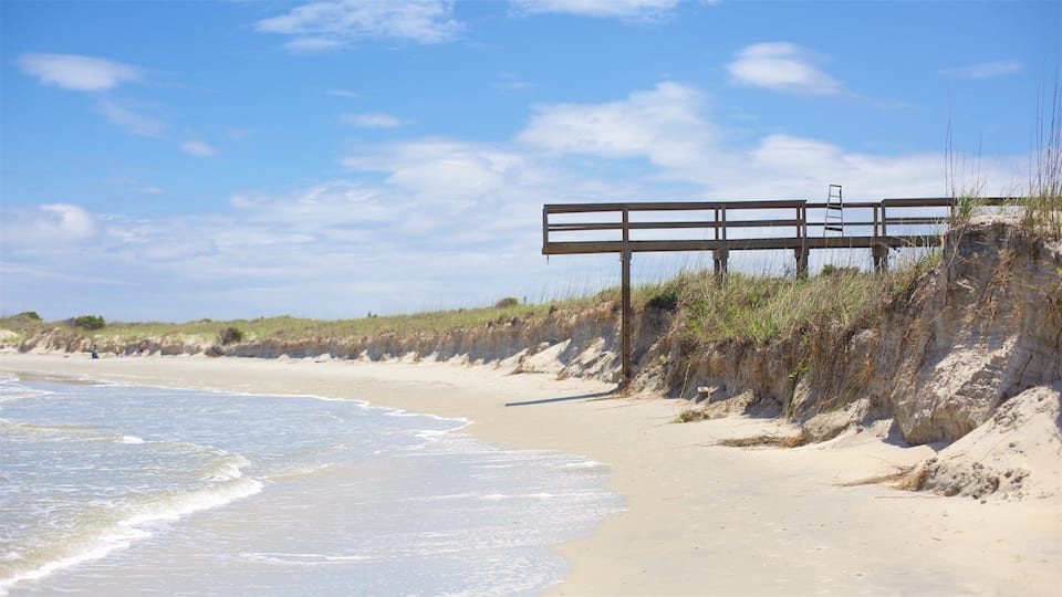 Tybee Island que inclui uma praia