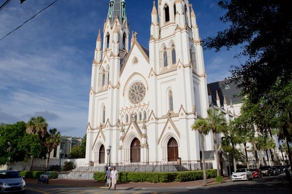 Cathedral of St. John the Baptist mit einem historische Architektur, Kirche oder Kathedrale und religiöse Elemente