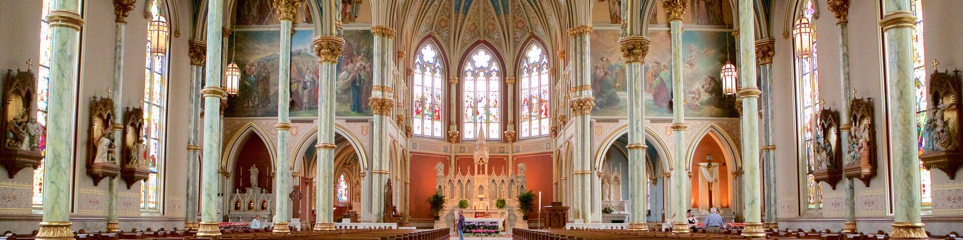 Lafayette Square showing religious aspects, a church or cathedral and interior views