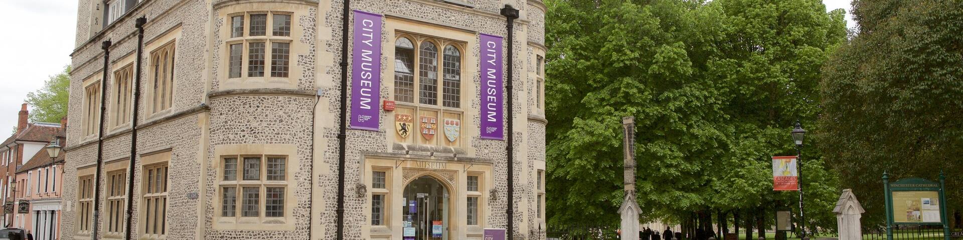 City Museum featuring heritage architecture