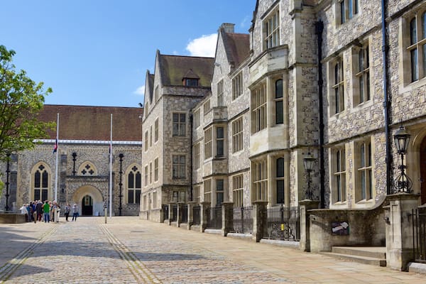 Great Hall welches beinhaltet historische Architektur