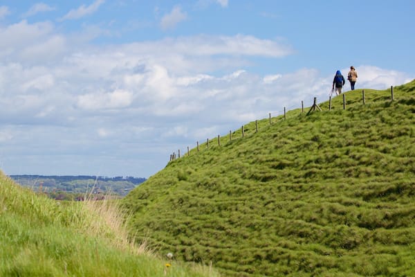 Maiden Castle qui includes scènes tranquilles aussi bien que couple