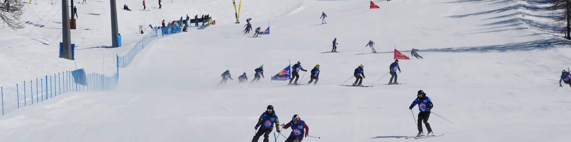 Skiort Bardonecchia welches beinhaltet Skifahren und Schnee