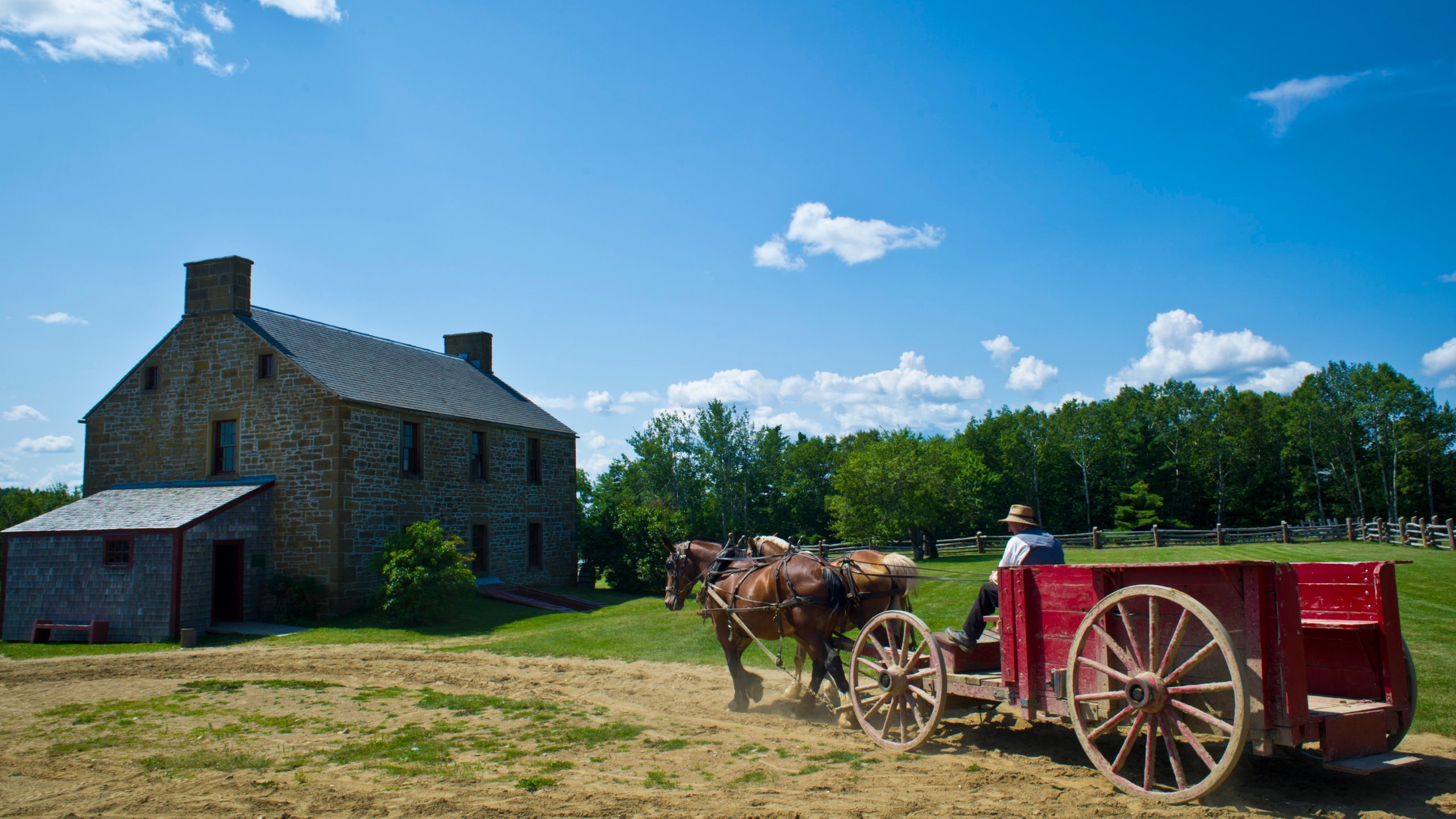 New Brunswick Travel Guide - Expert Picks for your Vacation