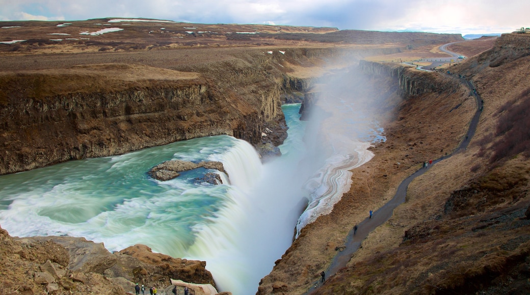Gullfoss Waterfall showing landscape views, mist or fog and a cascade