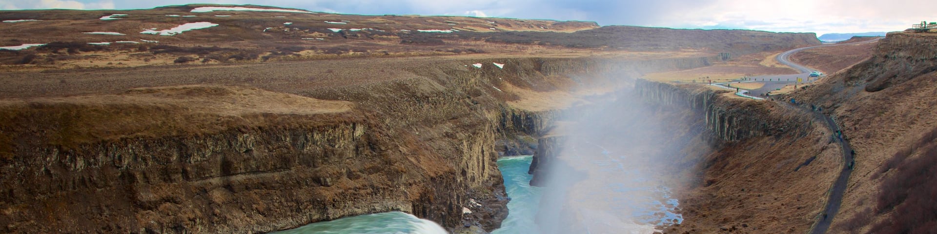 Gullfoss Waterfall showing landscape views, mist or fog and a cascade