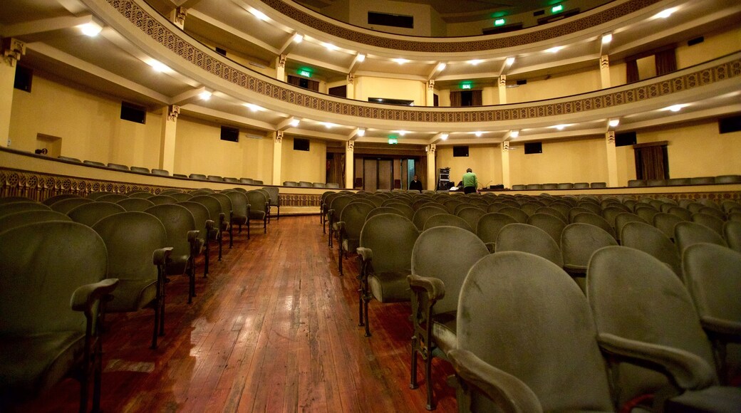 Teatro Colón mostrando vista interna e teatro