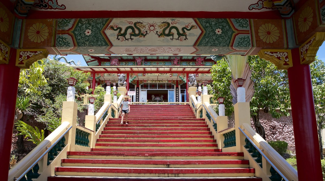 Filippinska taoisttemplet som visar religiösa aspekter och ett tempel eller plats för dyrkan