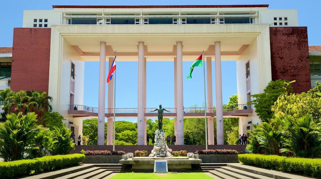 Quezon City showing a park and a square or plaza