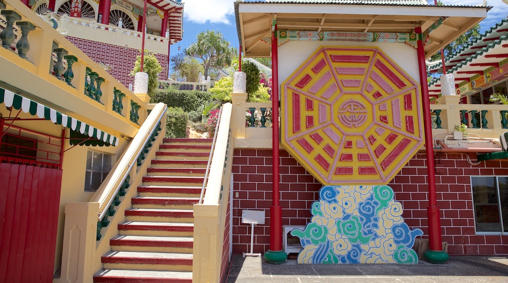 Philippines Taoist Temple which includes outdoor art