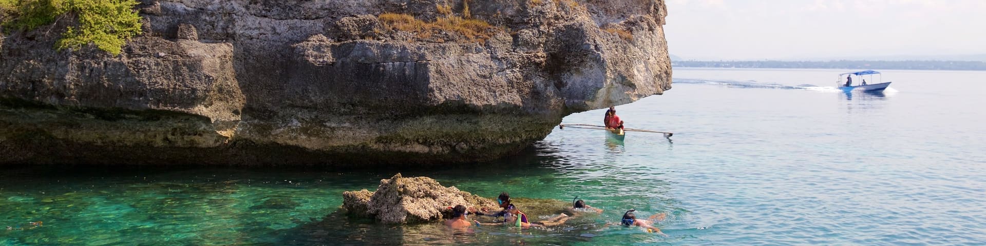 Pescador Island welches beinhaltet schroffe KĂŒste