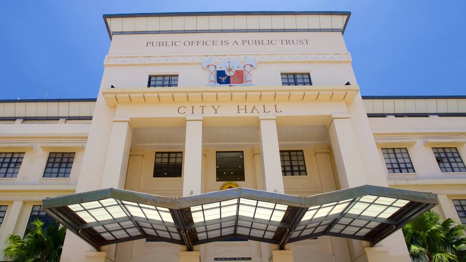 Cebu City showing an administrative buidling