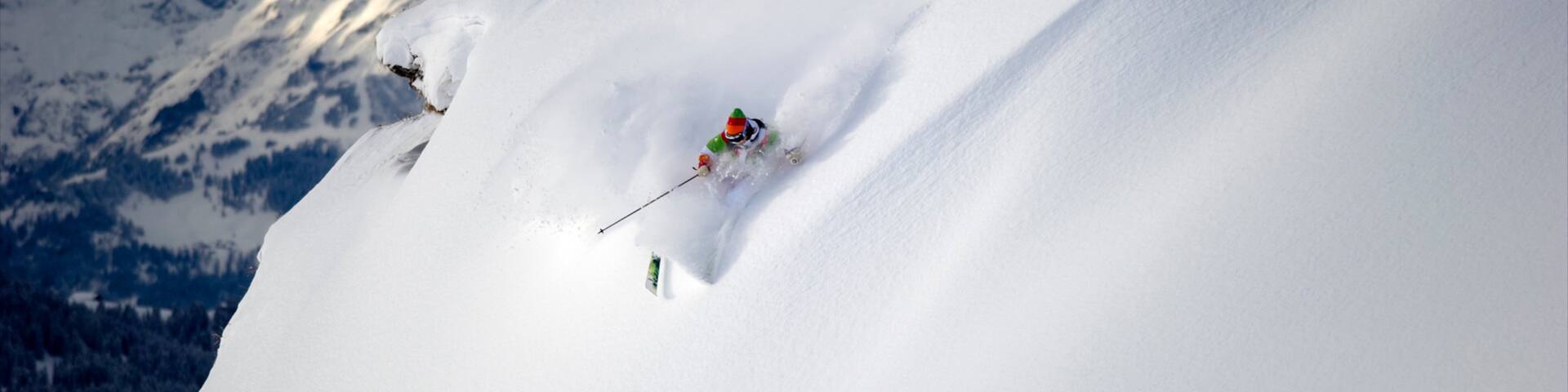 Les Diablerets Ski Resort showing snow skiing, snow and mountains