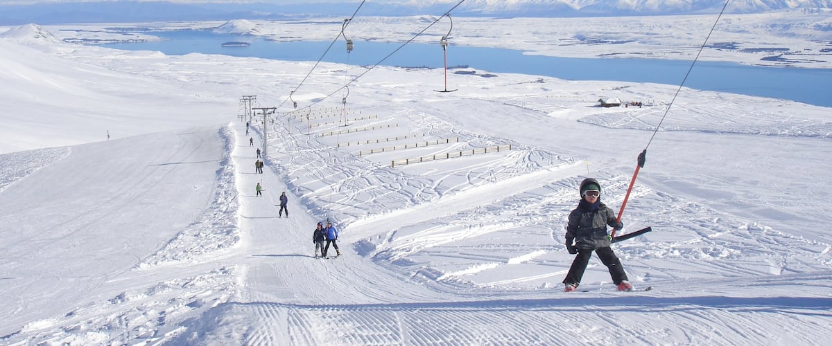 Roundhill Ski Area which includes landscape views and snow