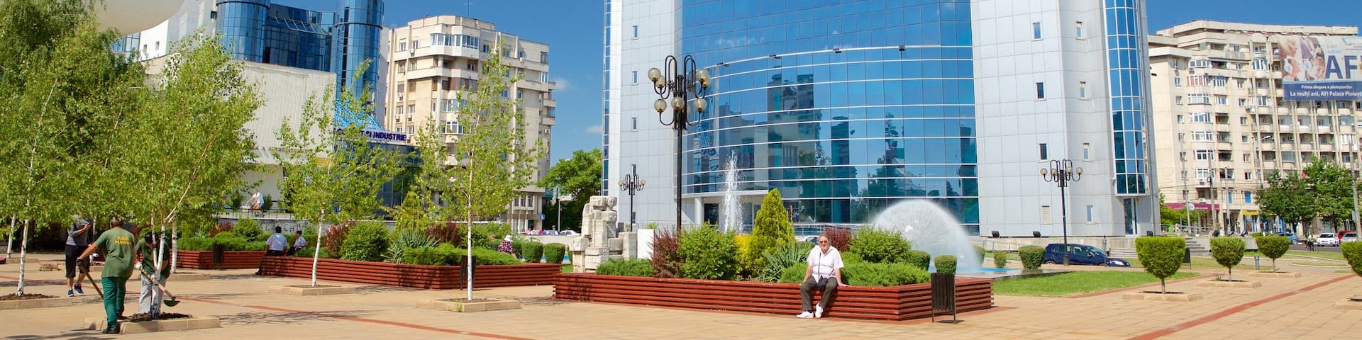 Ploiesti which includes modern architecture