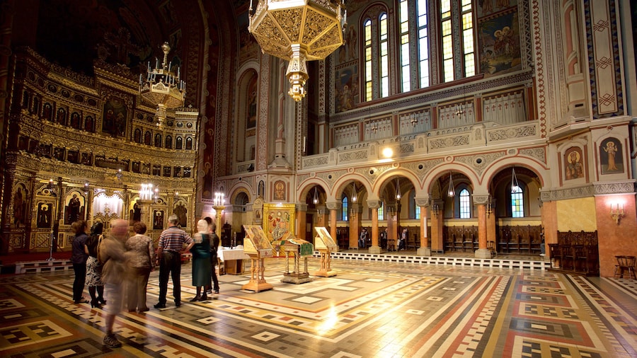 Den Rumænske Ortodokse Katedral som viser historiske bygningsværker, religiøse aspekter og en kirke eller en katedral