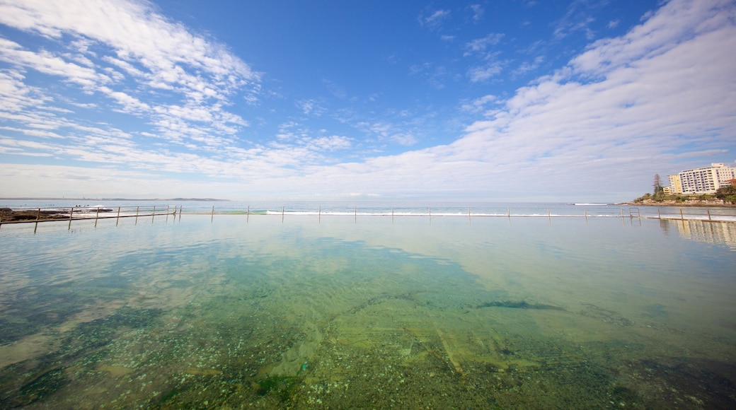 Cronulla Beach which includes a pool