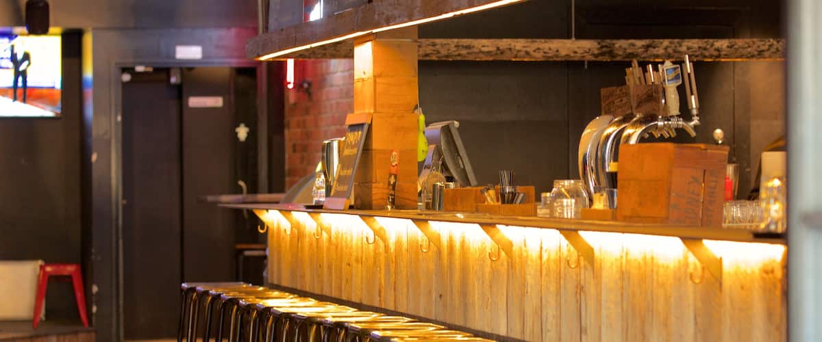 Surry Hills showing a bar