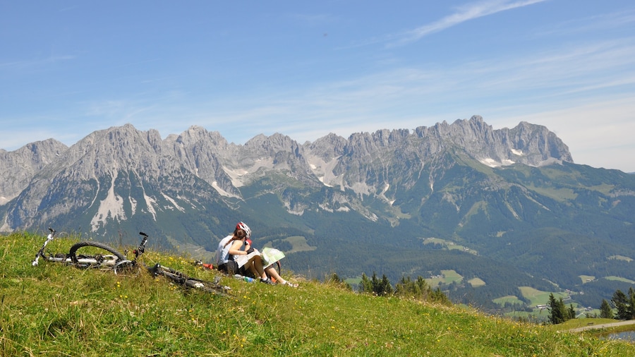 Ellmau which includes mountains