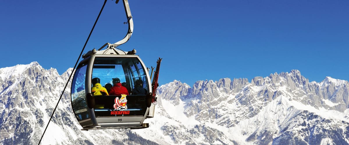 Scheffau am Wilden Kaiser ซึ่งรวมถึง กอนโดลา, หิมะ และ ภูเขา