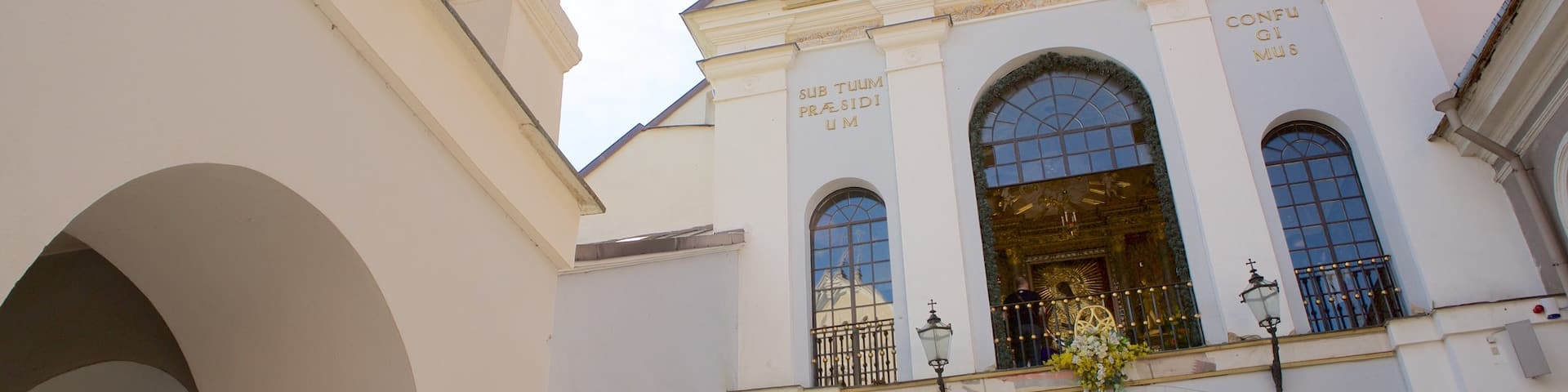 Das Tor der Morgenröte das einen historische Architektur