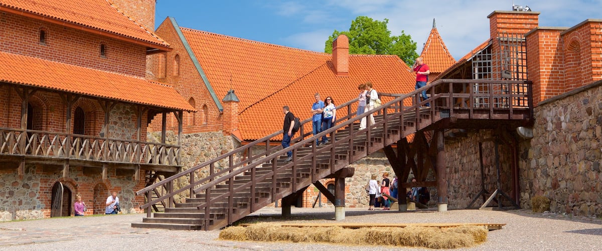 ChĂąteau de l\'Ăźle de Trakai montrant chĂąteau ou palais