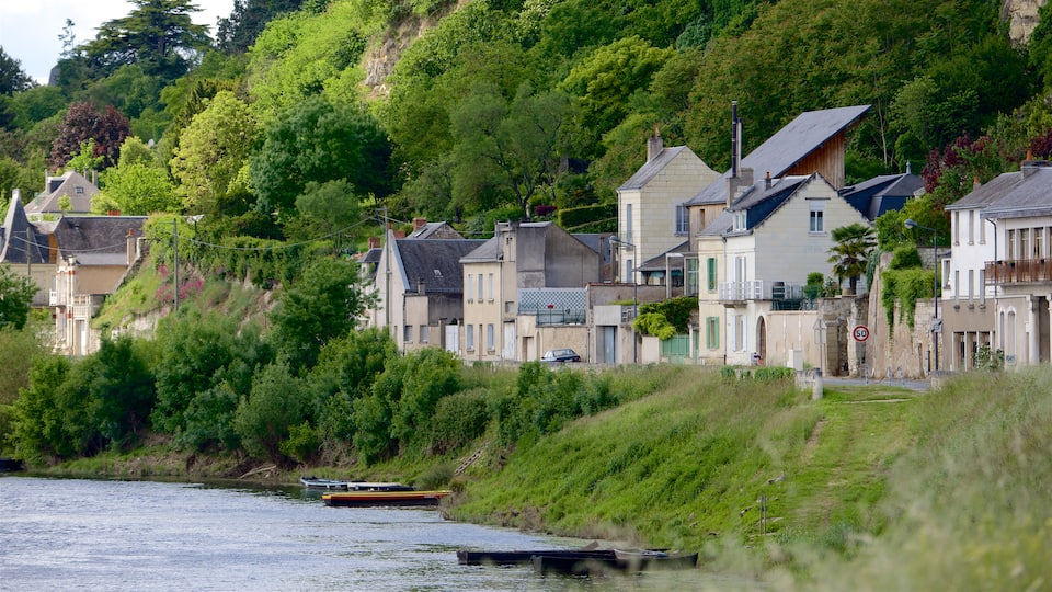 Indre-et-Loire toont een kuststadje