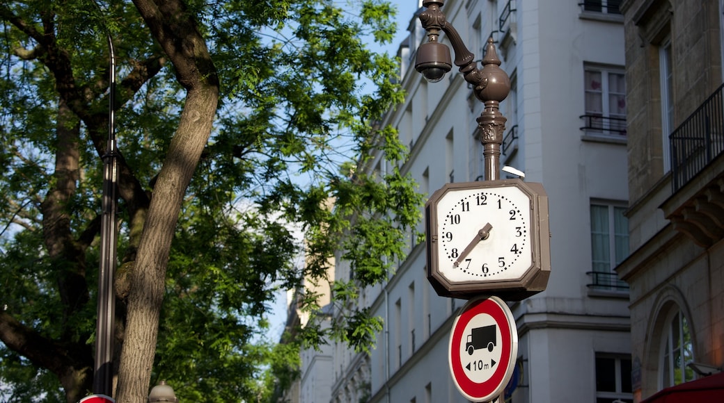 Grands Boulevards que incluye una ciudad