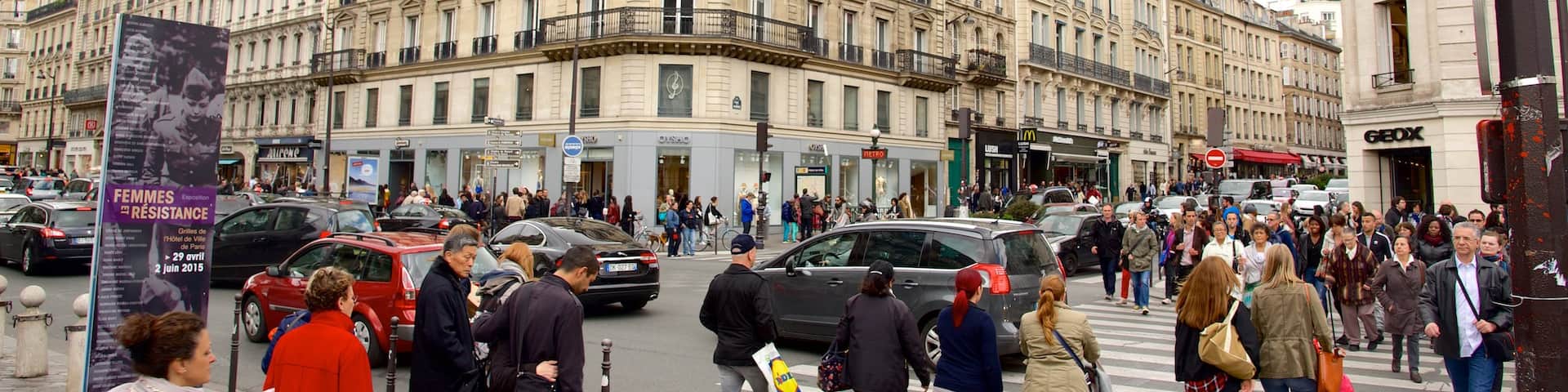 4th Arrondissement featuring a city, heritage elements and street scenes