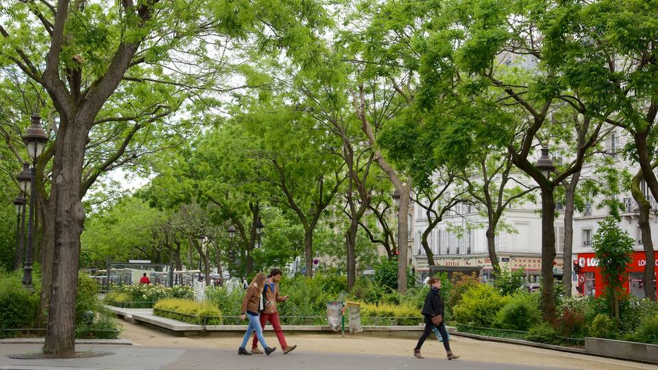 11th Arrondissement showing a park