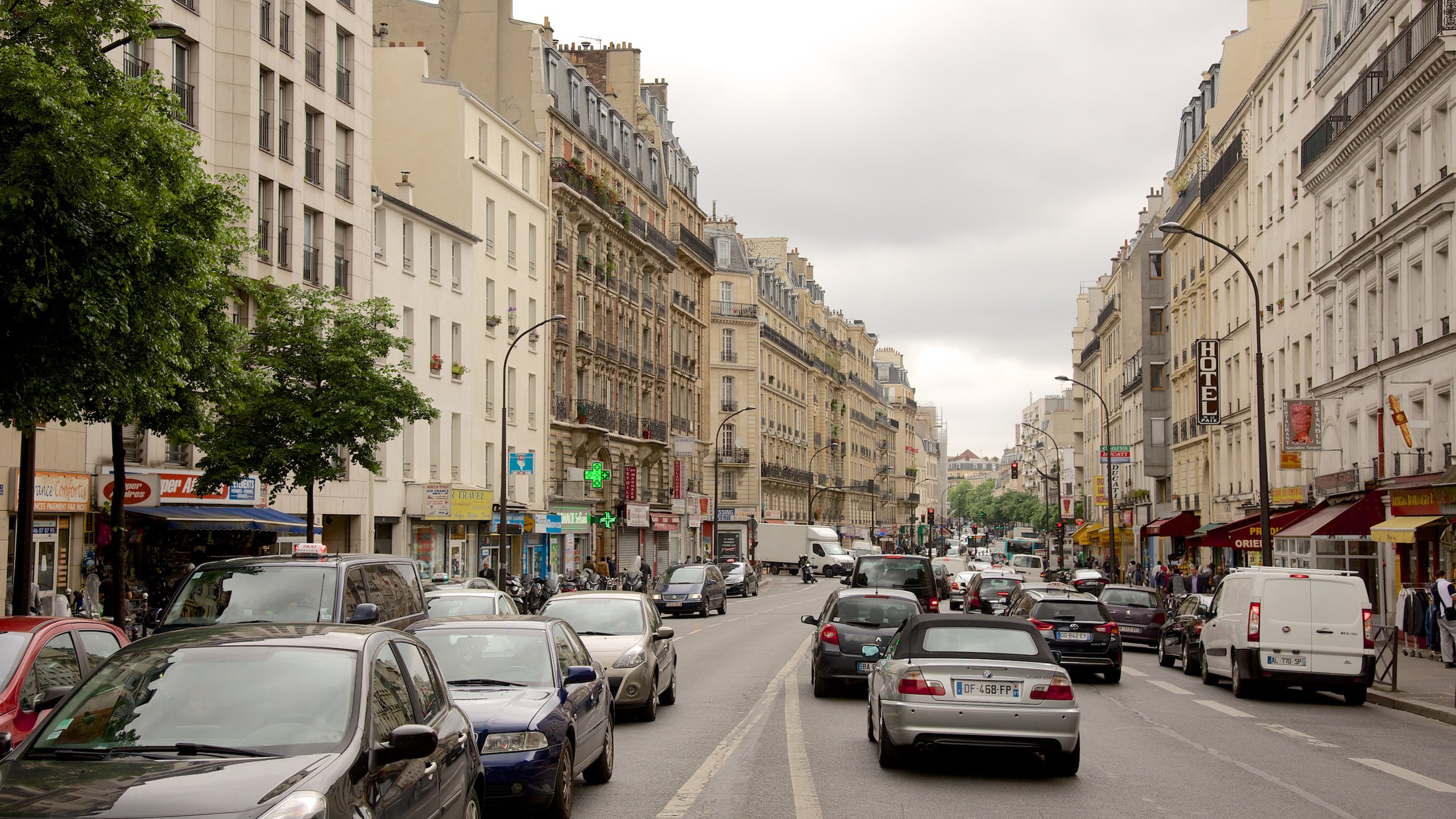 Vans paris hotsell faubourg saint antoine