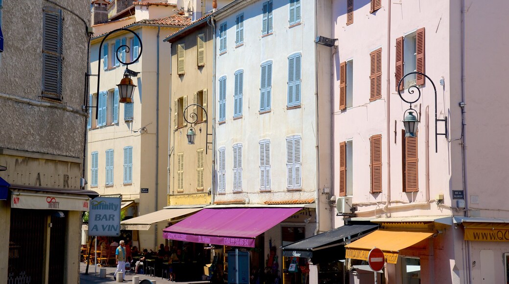 Antibes featuring a city and heritage elements
