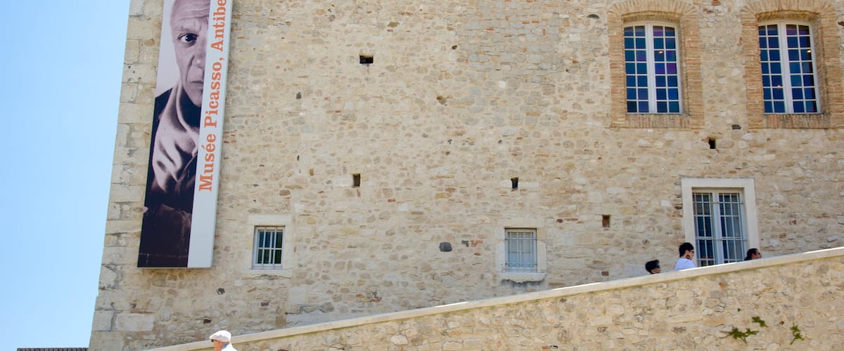 Picasso Museum featuring heritage elements