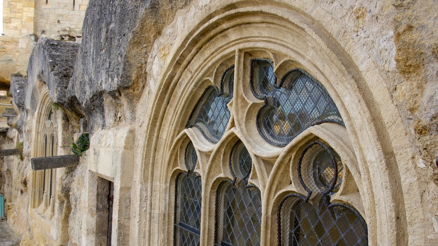Église Monolithe inclusief een kerk of kathedraal en historische architectuur