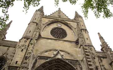 サン ミッシェル大寺院 ボルドー エクスペディア サン ミッシェル大寺院 ボルドー エクスペディア