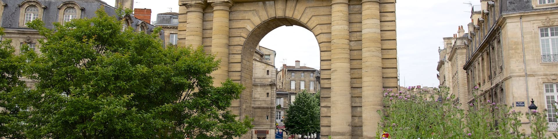 Bordeaux featuring heritage architecture