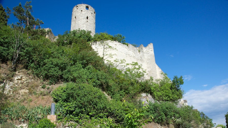 Indre-et-Loire which includes heritage architecture