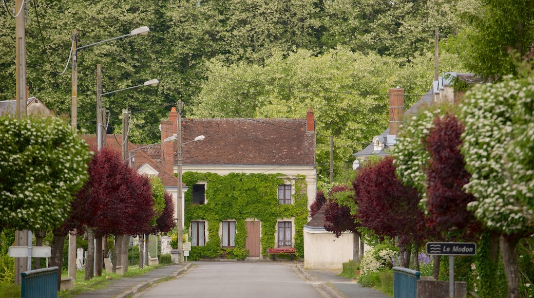 Centre - Val de Loire montrant petite ville ou village