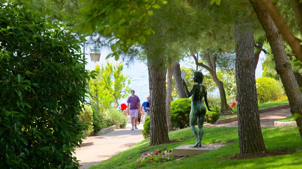 Monaco mettant en vedette jardin