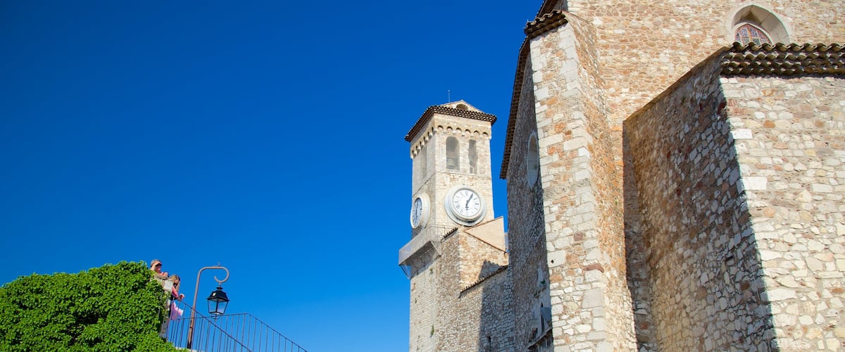 Cannes Old Town toont historische architectuur