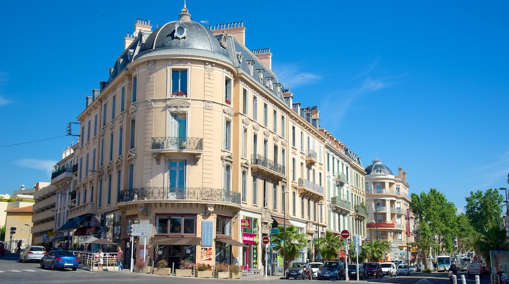 Cannes showing heritage architecture