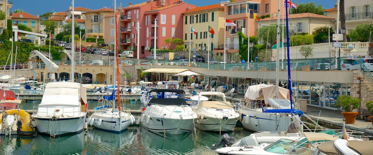 Saint-Jean-Cap-Ferrat mit einem Küstenort und Marina