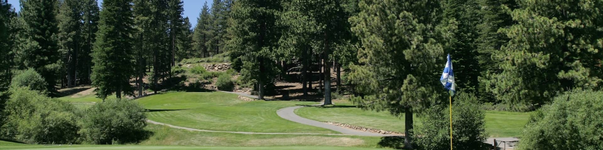 Northstar California Resort welches beinhaltet Golf