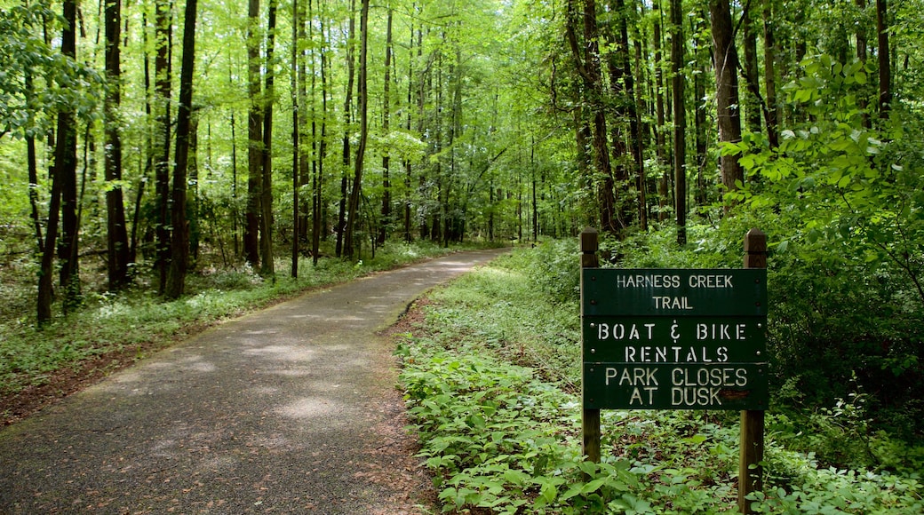 Maryland Quiet Waters Park showing signage and a garden