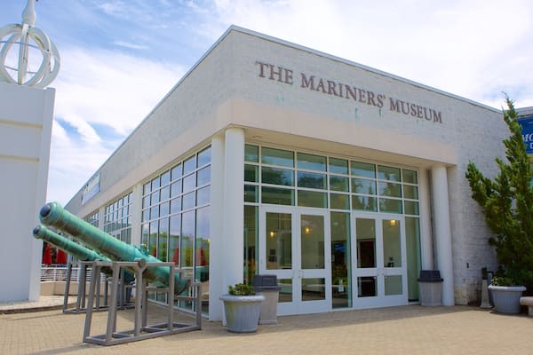 Mariner\'s Museum welches beinhaltet Beschilderung