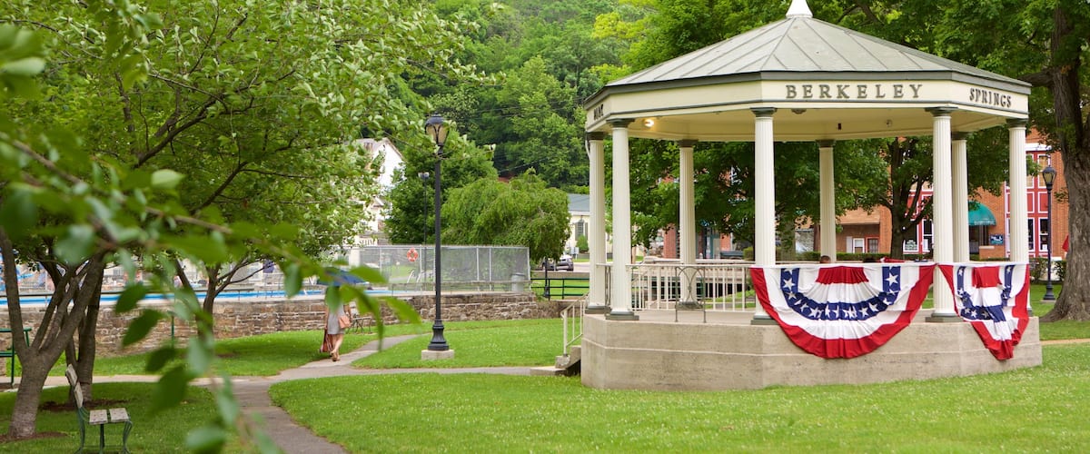 Berkeley Springs State Park which includes a garden and heritage elements