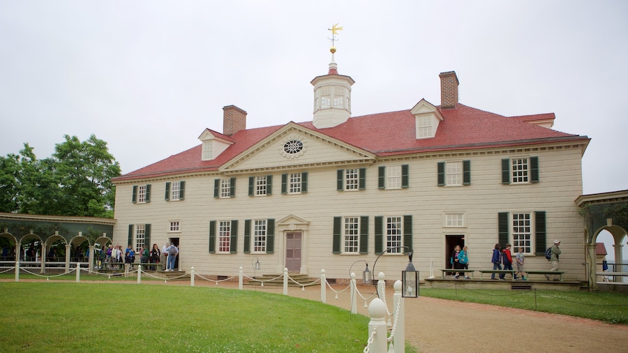 Mount Vernon, Mount Vernon, Virginia, Estados Unidos de América mostrando una casa y elementos patrimoniales