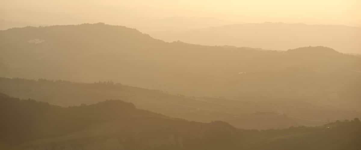 San Marino mostrando una puesta de sol, vistas de paisajes y escenas tranquilas