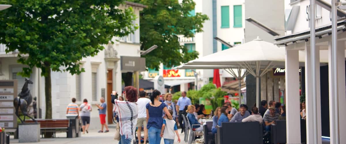 Vaduz mostrando escenas de café, una ciudad y escenas urbanas