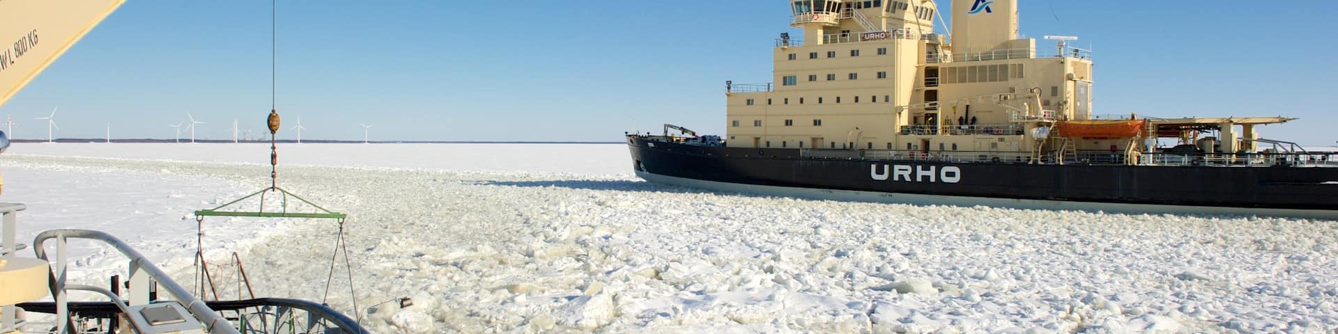 Kemi which includes cruising and snow